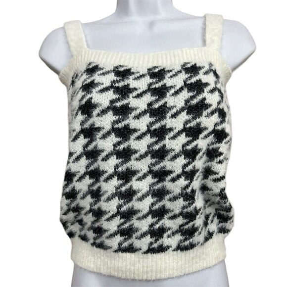 Willow & Wind Tops - Willow & Wind Tank Top Sweater XS Black Ivory Houndstooth Soft‎ Cami Furry Cozy
